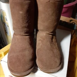 Size 6 🐻bear paw boots